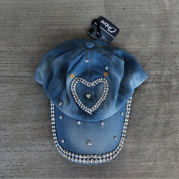 Blue Cap - Picture 4 of 6